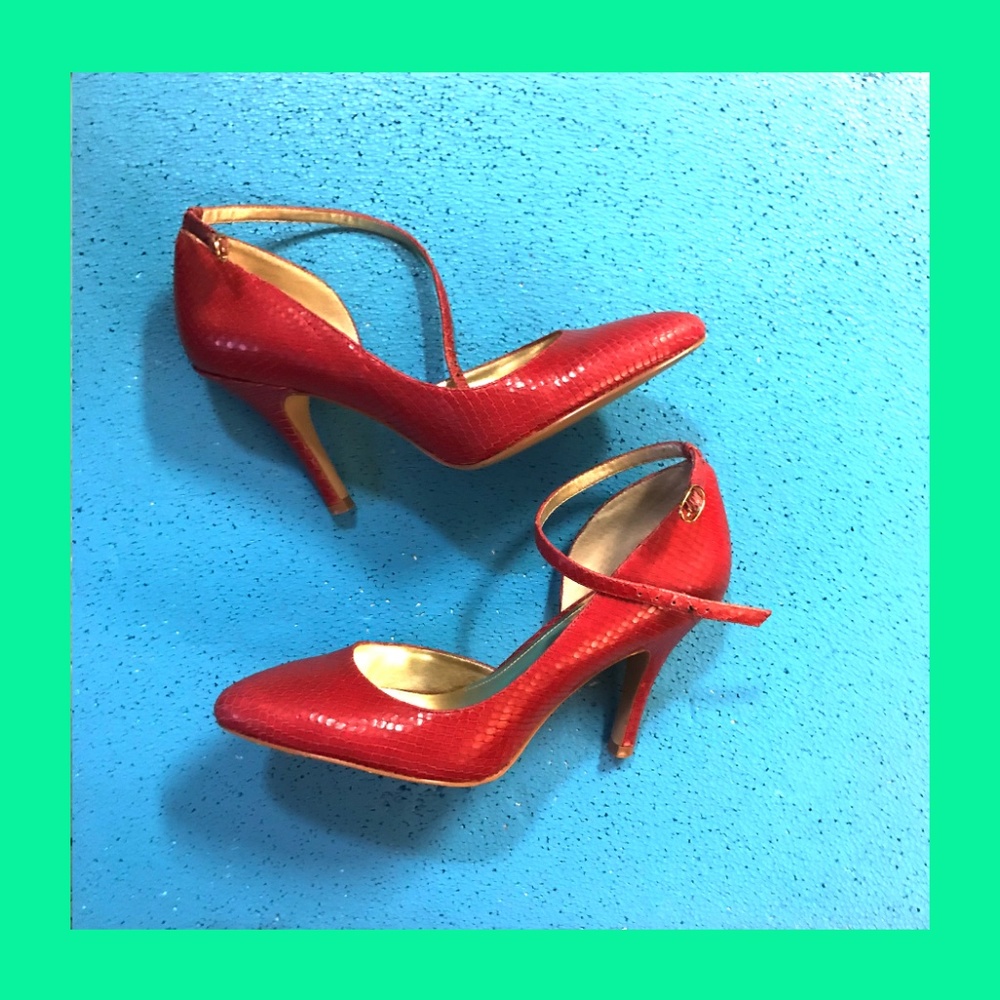 Raspberry Strappy Heels sz 6 1/2